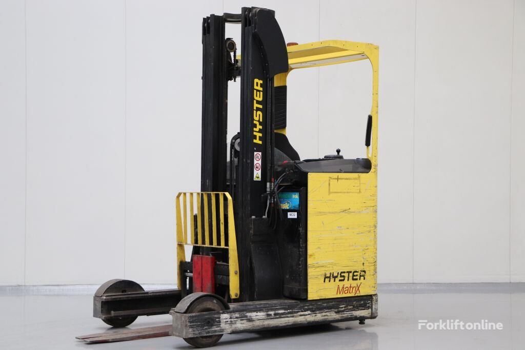 chariot rétractable Hyster R1.6