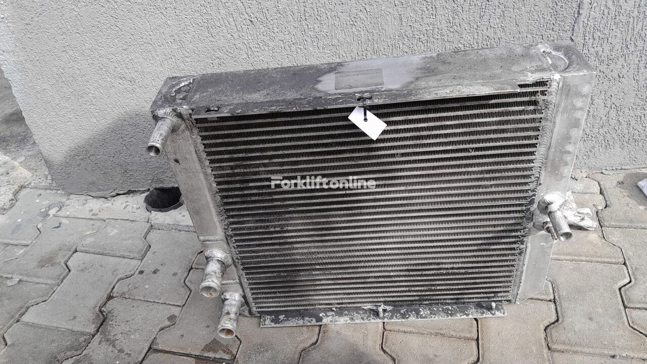radiateur de refroidissement du moteur pour chariot élévateur diesel Jungheinrich TFG 320